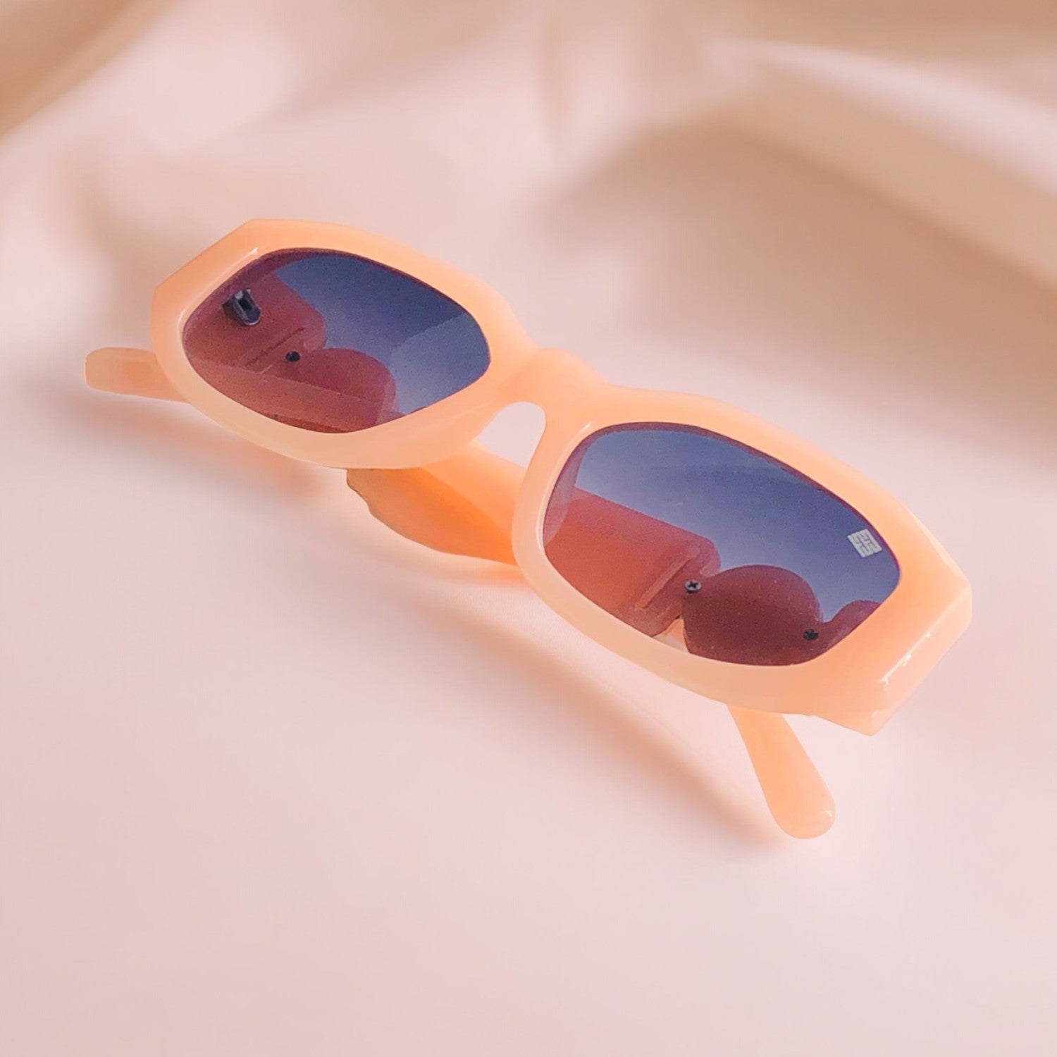 Trendy Irregular Vintage Pink Rect angular Sunglasses